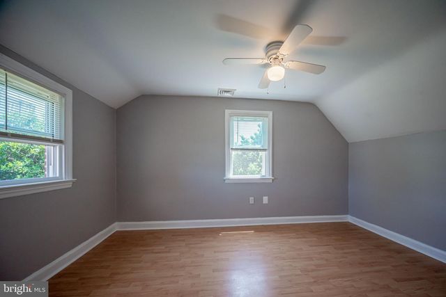 100 LINCOLN AVE, New Castle, DE 19720
