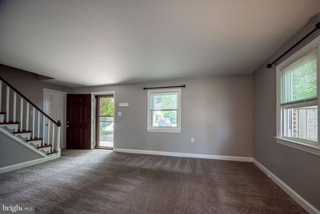 100 LINCOLN AVE, New Castle, DE 19720