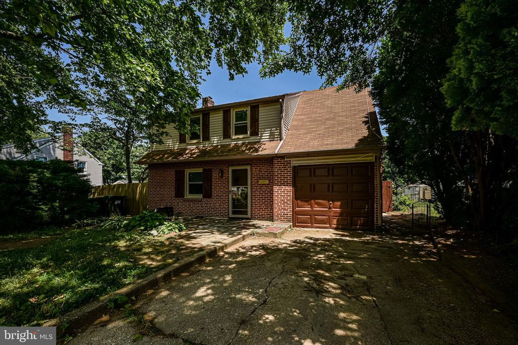 100 LINCOLN AVE, New Castle, DE 19720