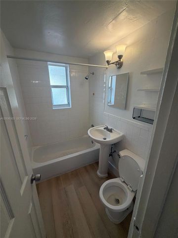 3669 Thomas Ave 9, Miami, FL 33133