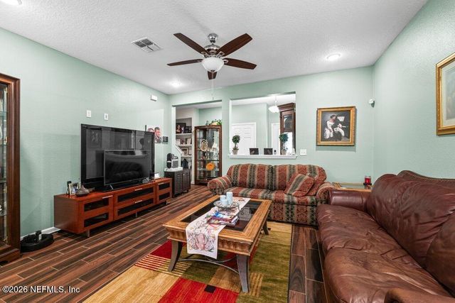 13981 STERELY Court N, Jacksonville, FL 32256