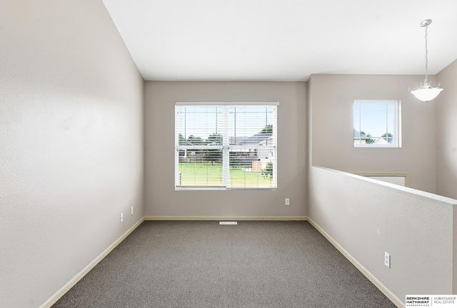 5611 S 193 Avenue, Omaha, NE 68132