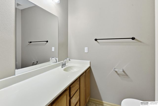 5611 S 193 Avenue, Omaha, NE 68132