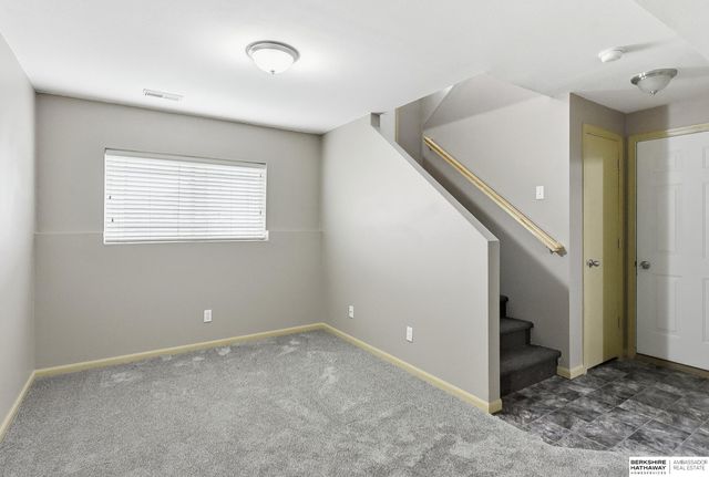 5611 S 193 Avenue, Omaha, NE 68132