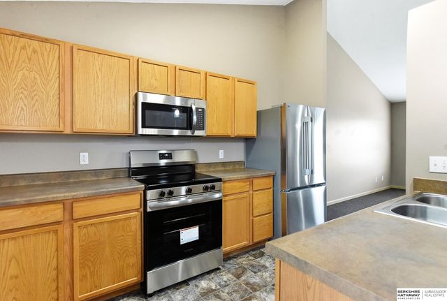 5611 S 193 Avenue, Omaha, NE 68132