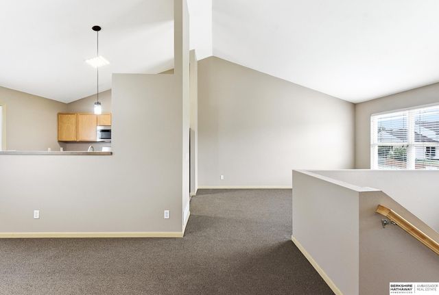 5611 S 193 Avenue, Omaha, NE 68132