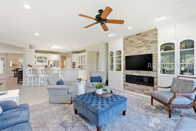 9 Brayton Ct, Bluffton, SC 29909