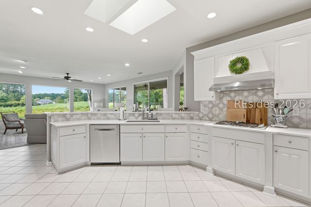 9 Brayton Ct, Bluffton, SC 29909