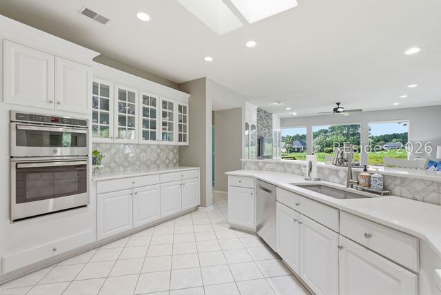 9 Brayton Ct, Bluffton, SC 29909