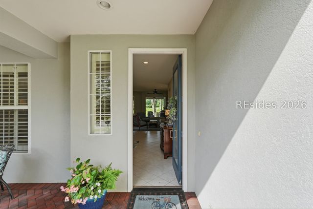 9 Brayton Ct, Bluffton, SC 29909