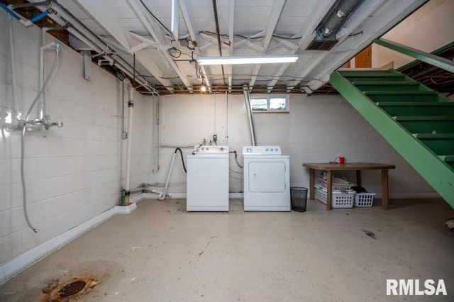 1006 CAMBRIDGE Court, Pekin, IL 61554