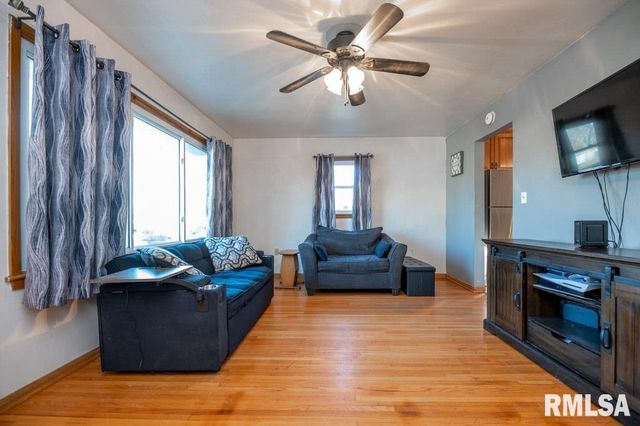 1006 CAMBRIDGE Court, Pekin, IL 61554