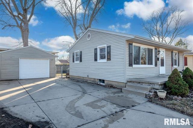 1006 CAMBRIDGE Court, Pekin, IL 61554
