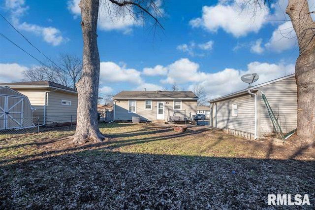 1006 CAMBRIDGE Court, Pekin, IL 61554