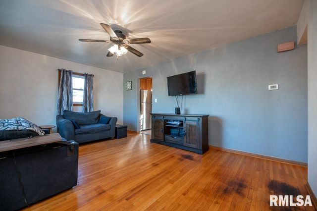 1006 CAMBRIDGE Court, Pekin, IL 61554