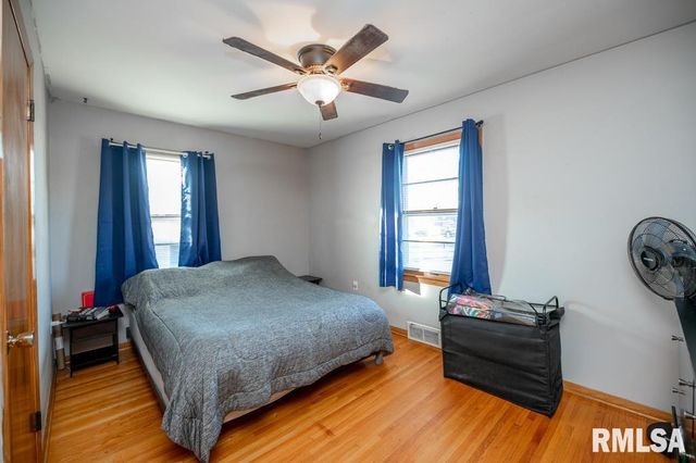 1006 CAMBRIDGE Court, Pekin, IL 61554