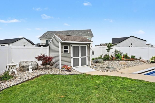 6819 Lutz Drive, South Bend, IN 46614