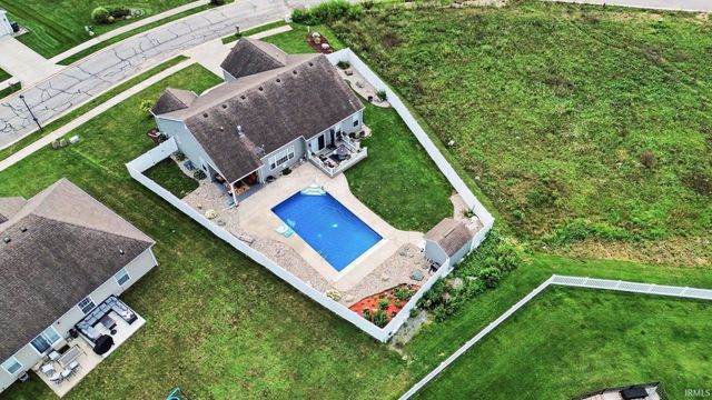 6819 Lutz Drive, South Bend, IN 46614