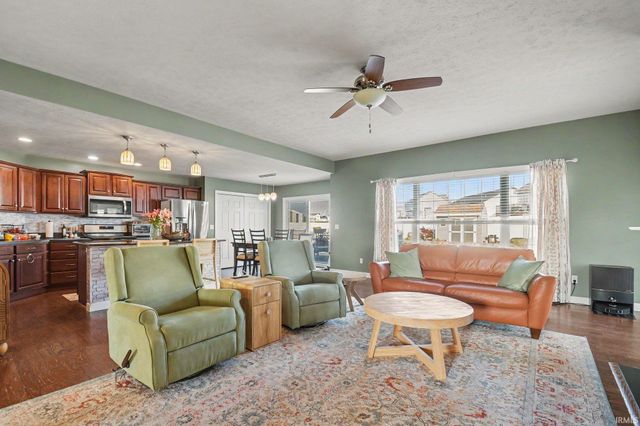6819 Lutz Drive, South Bend, IN 46614