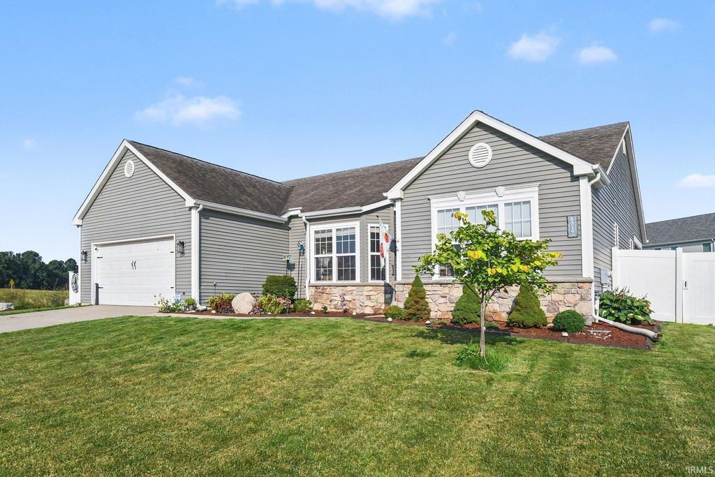 6819 Lutz Drive, South Bend, IN 46614
