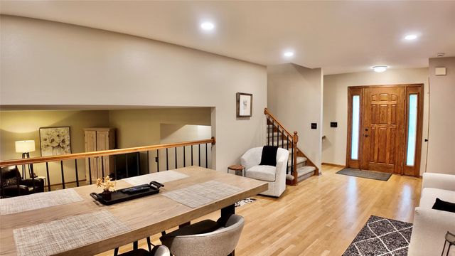 2100 NW 144th Street, Clive, IA 50325