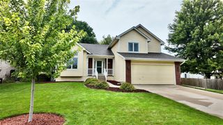 2100 NW 144th Street, Clive, IA 50325