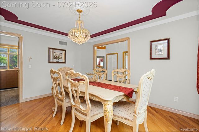 49787 Lakebridge Drive, Shelby Charter Township, MI 48315
