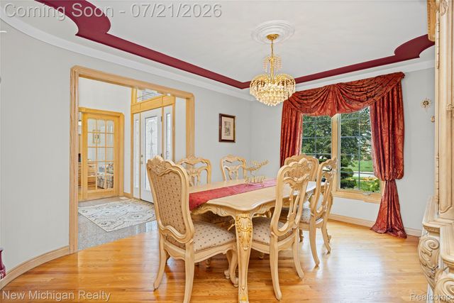 49787 Lakebridge Drive, Shelby Charter Township, MI 48315