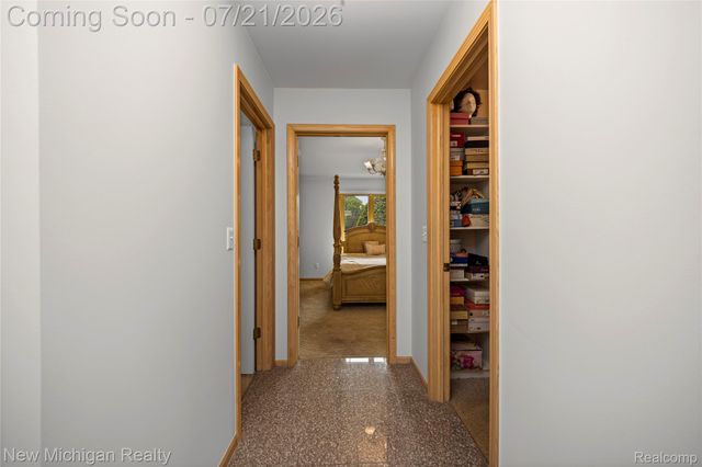 49787 Lakebridge Drive, Shelby Charter Township, MI 48315
