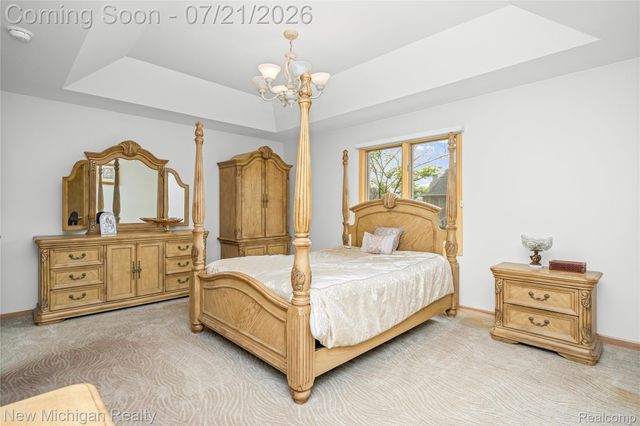 49787 Lakebridge Drive, Shelby Charter Township, MI 48315