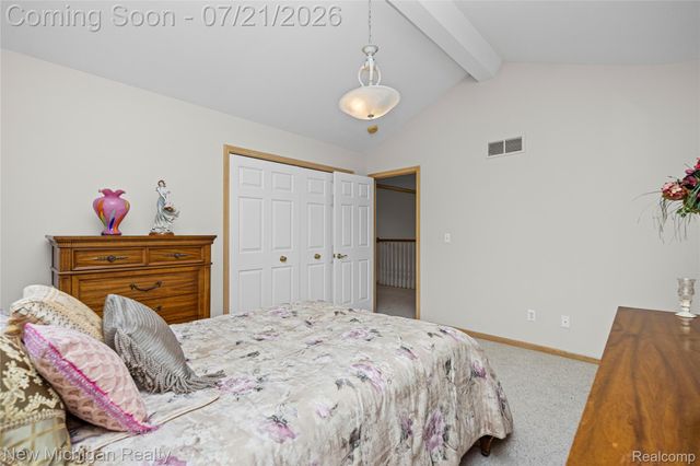 49787 Lakebridge Drive, Shelby Charter Township, MI 48315
