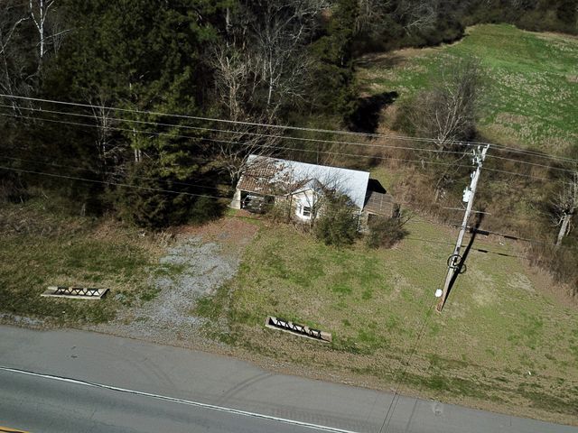 1524 Highway 50, Centerville, TN 37033