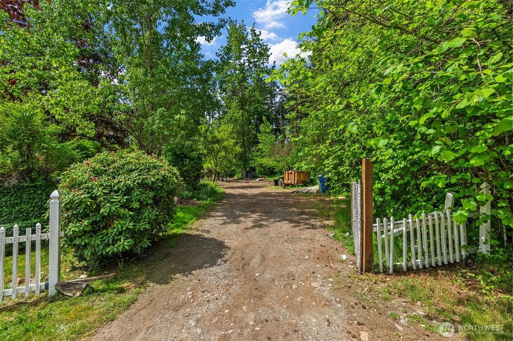 4208 252nd Street Ct E, Spanaway, WA 98387