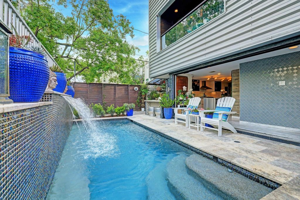 1306 Eberhard Street, Houston, TX 77019