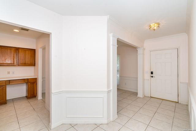 3023 FALL CREST DR, San Antonio, TX 78247