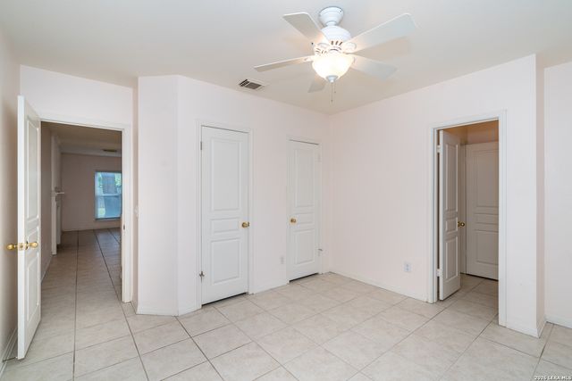 3023 FALL CREST DR, San Antonio, TX 78247