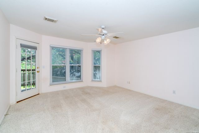 3023 FALL CREST DR, San Antonio, TX 78247