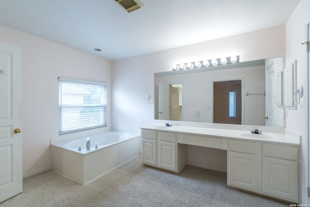 3023 FALL CREST DR, San Antonio, TX 78247