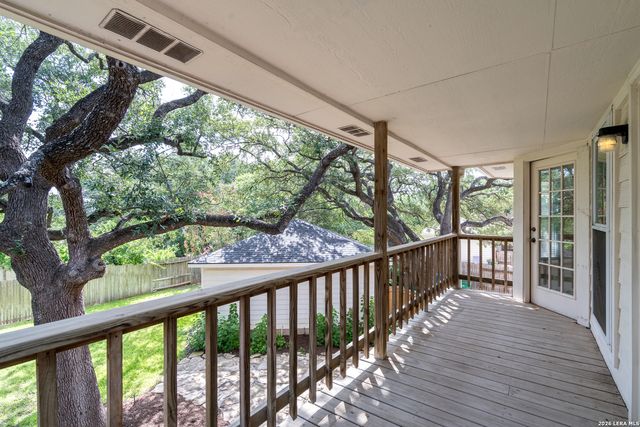 3023 FALL CREST DR, San Antonio, TX 78247