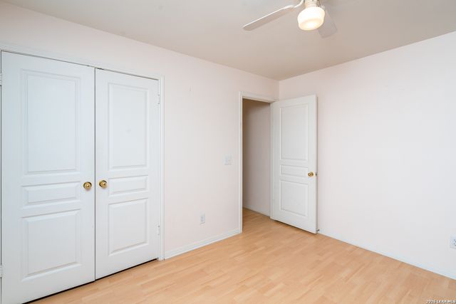 3023 FALL CREST DR, San Antonio, TX 78247