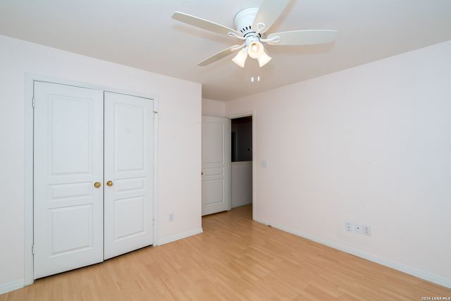 3023 FALL CREST DR, San Antonio, TX 78247