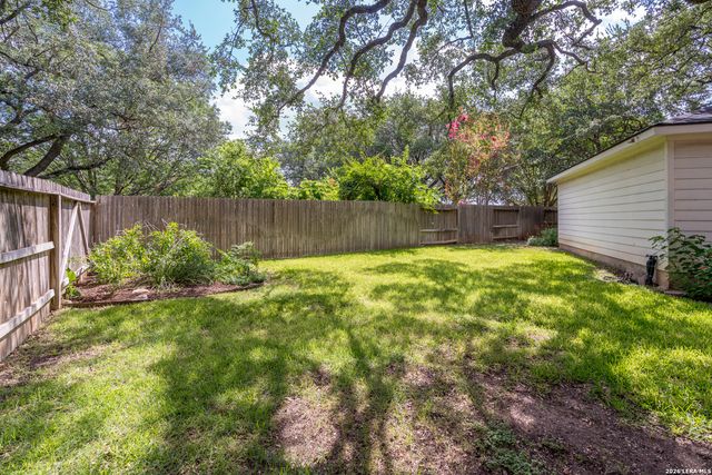 3023 FALL CREST DR, San Antonio, TX 78247