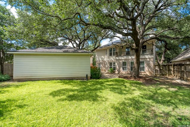 3023 FALL CREST DR, San Antonio, TX 78247