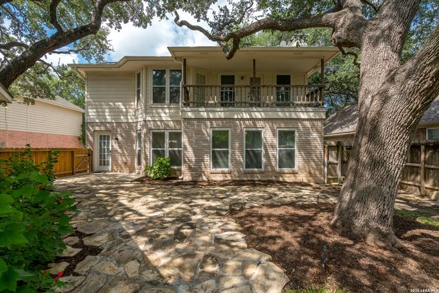 3023 FALL CREST DR, San Antonio, TX 78247