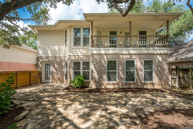 3023 FALL CREST DR, San Antonio, TX 78247