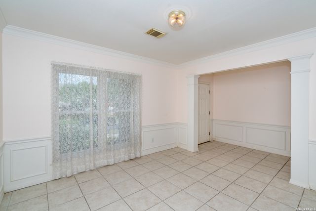 3023 FALL CREST DR, San Antonio, TX 78247