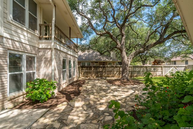 3023 FALL CREST DR, San Antonio, TX 78247