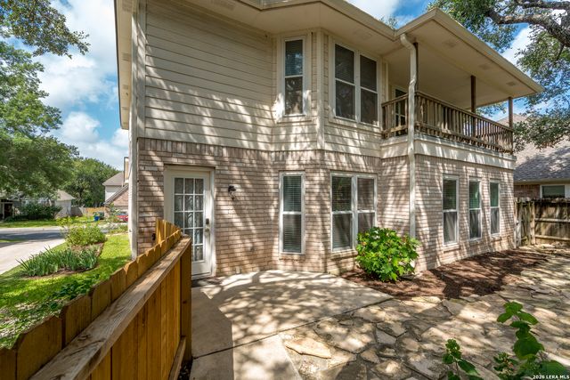 3023 FALL CREST DR, San Antonio, TX 78247