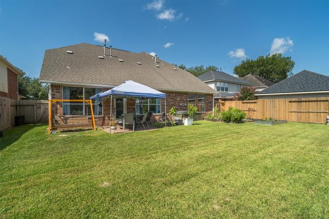 4512 Waverly Canyon Lane, League City, TX 77573