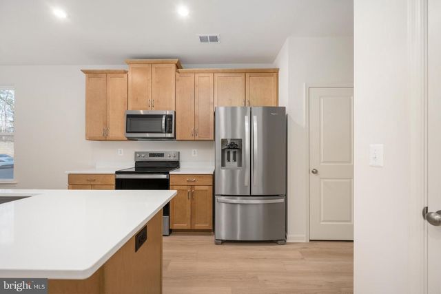 2548 NEABSCO COMMON PL, Woodbridge, VA 22191